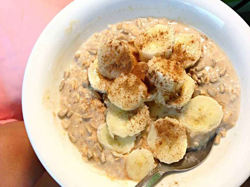 Snapdishの料理写真:Oatmeal for breakfast|gofitlifeさん