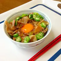 Snapdishの料理写真:スタミナ丼|チャヤさん