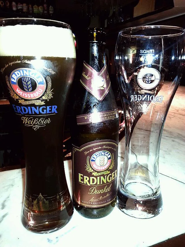 Snapdishの料理写真:500ml Erdinger Beer|Sophia Wijnenさん