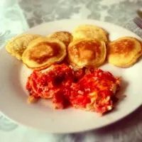 Huevos rancheros. Banana pancakes|jeffrey cuevasさん