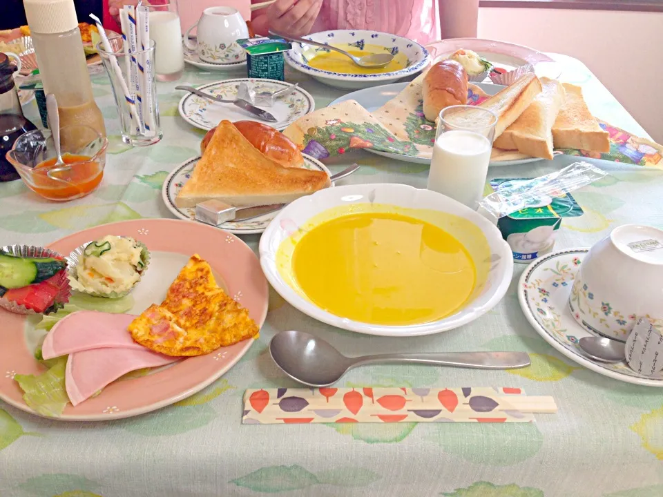 朝ごはん|ひよこ饅頭さん