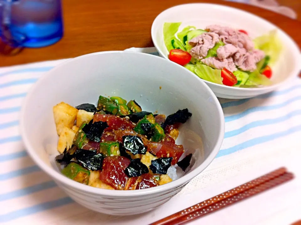 まぐろおくら長いもまぜまぜ丼、豚シャブサラダ|カナエさん