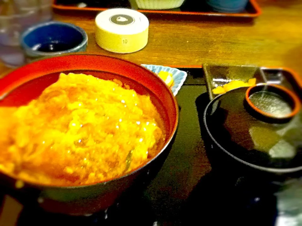 玉子カツ丼|いちごあめさん