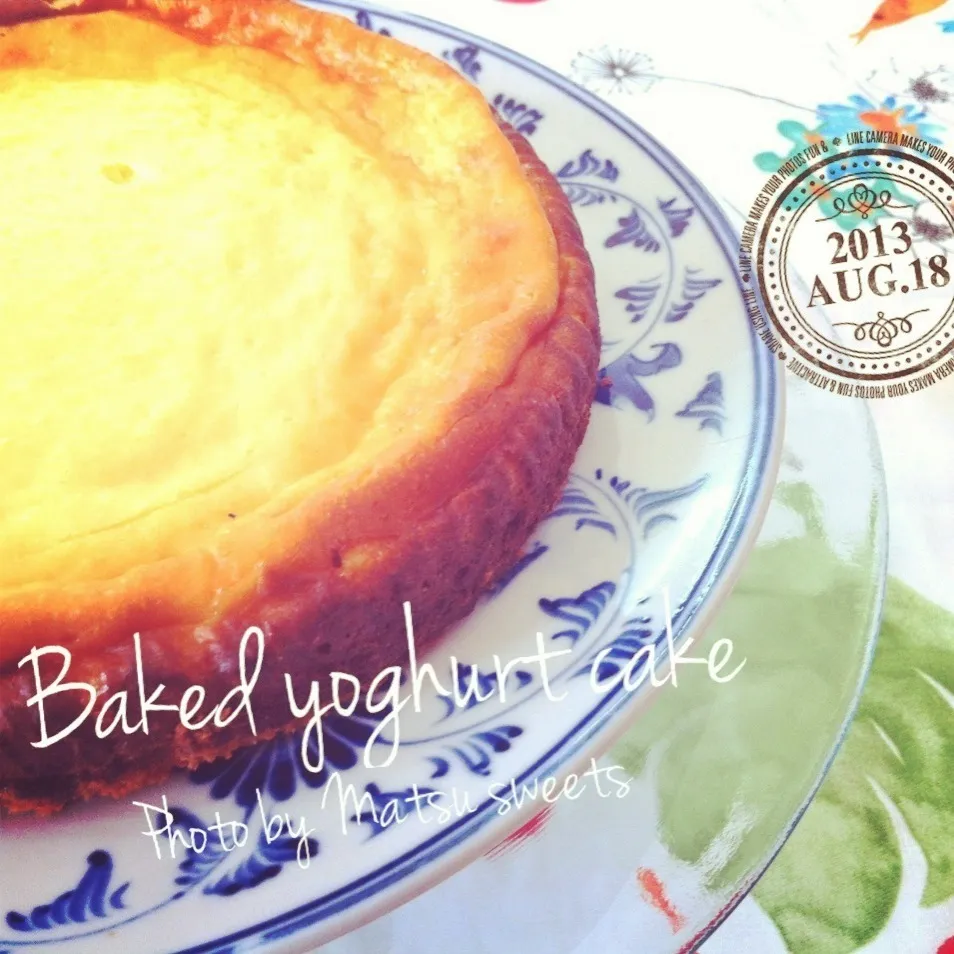 Snapdishの料理写真:Baked yoghurt cake|Matsu sweetsさん