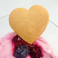 Snapdishの料理写真:Berry Fool served with a Shortbread heart|Tracey Jamesさん