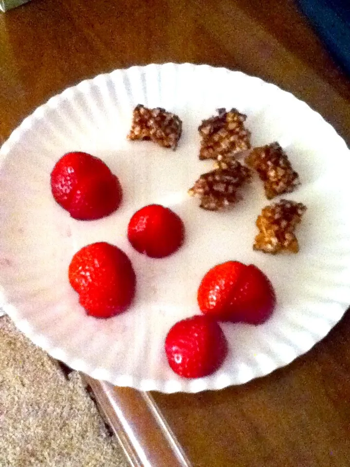 Special K Snack Bar With Strawberries|Laurenさん