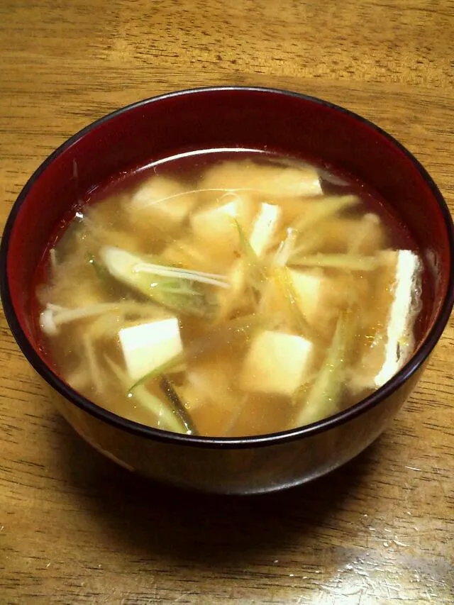 豆腐と薄揚げと茗荷のお味噌汁|すーさん