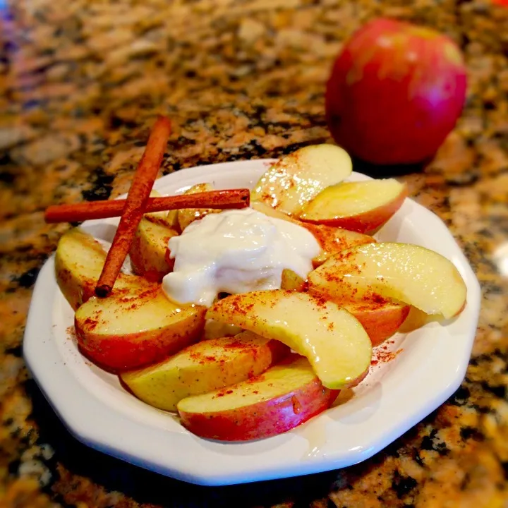 Apple Nachos!|Mandy Bさん