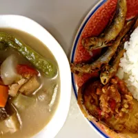 Sayur lodeh, ikan goreng, sambal|ringgaraniさん