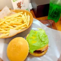 Snapdishの料理写真:元祖ベーコンエッグバーガー|nakaharaさん