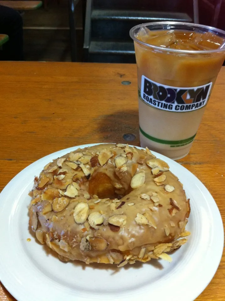 Dulce de Leche donut, house roasted ice coffee|staceyjoy elkinさん