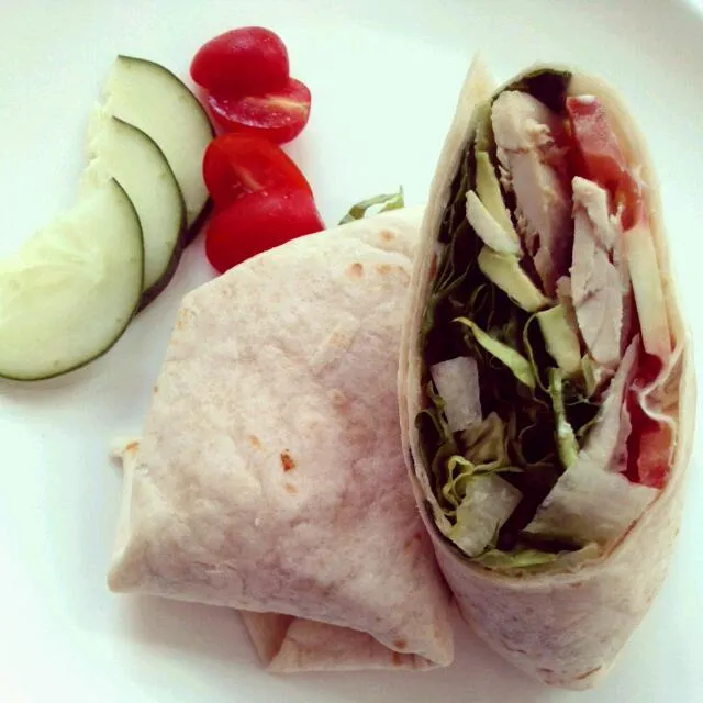 Another version of Wrap...Avocado with Roasted Chicken...|marcyさん