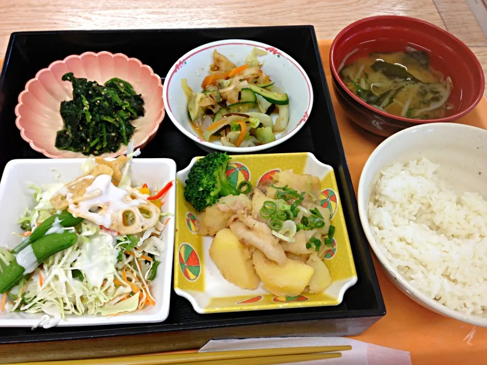 豚肉とポテトの旨味炒め他(^o^)|すかラインさん