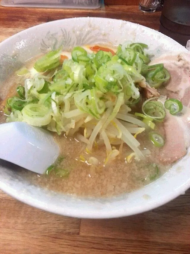 Snapdishの料理写真:味玉醤油ラーメン|フッチーさん