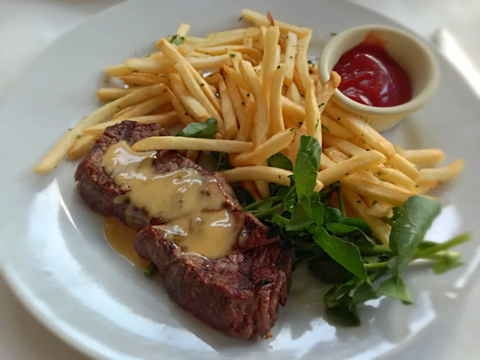 Steak Frites|Ryan Kimさん