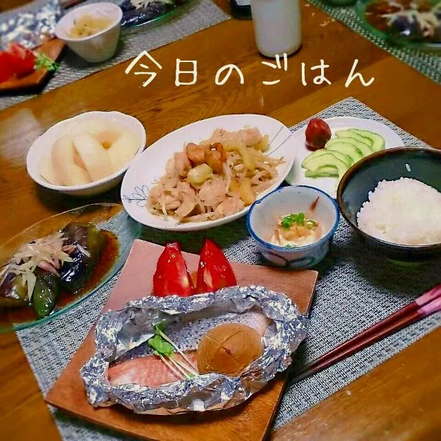 Snapdishの料理写真:晩御飯(*^^*)鮭と椎茸のホイル焼き味ぽんで！|シェリリンさん