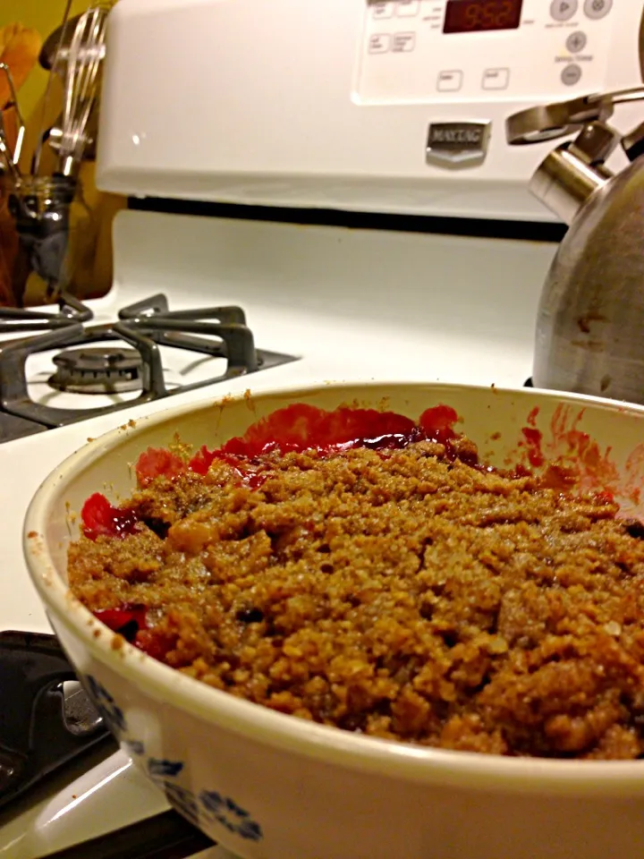 Snapdishの料理写真:Plum Crisp|Shulie Hershさん