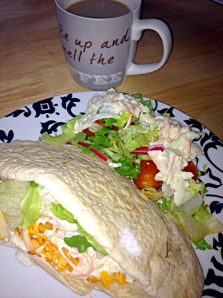 Chicken tikka salad cheese and coleslaw pitta|samantha doutchさん