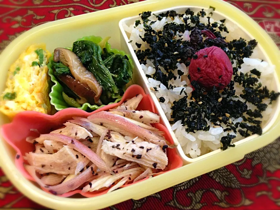 ささみと茗荷のゆかり和えと青梗菜炒め弁当|もえさん