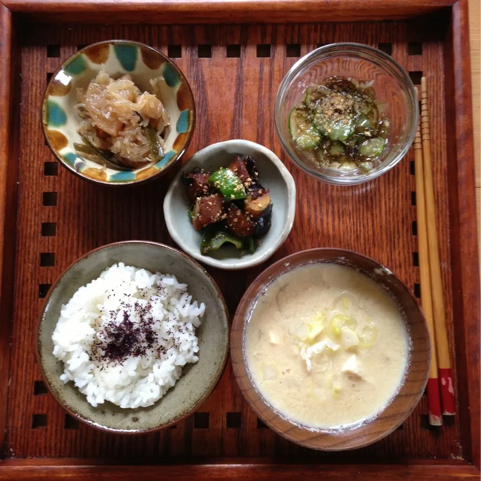 地味な朝ごはん|まっきーさん