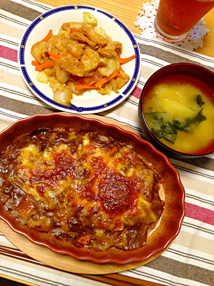 Snapdishの料理写真:カレードリアと油揚げの野菜炒め|きりこさんさん