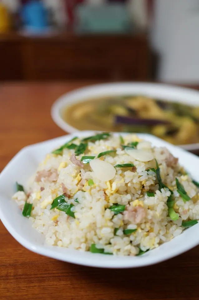 あのお店のドラゴン炒飯とナスカレー(^-^)/|キヨシュンさん