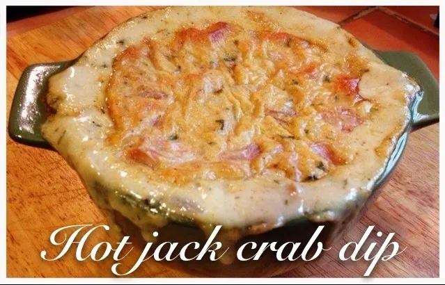 Hot jack crab dip uses jack fruit in place of crab . From the non-dairy formulary cookbook.|malindaさん