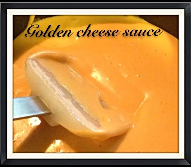 Golden cheese sauce from the non-dairy formulary cookbook|malindaさん