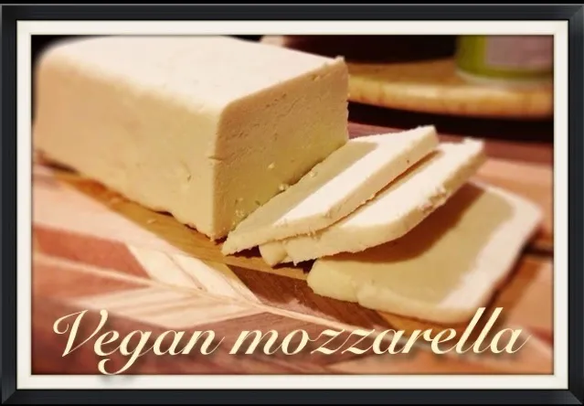 Vegan mozzarella from the non-dairy formulary cookbook|malindaさん