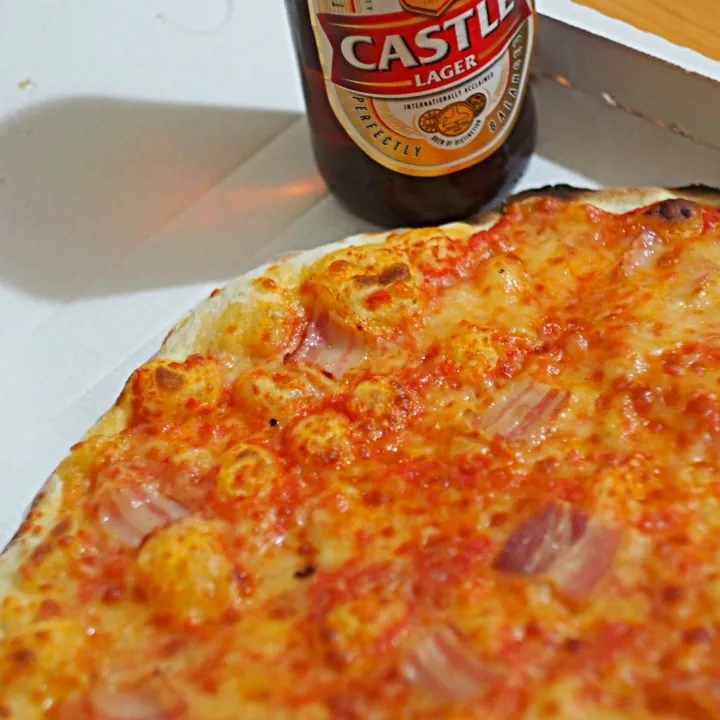 Snapdishの料理写真:genuine Italian made with local beer|Watcharachai Changsomさん