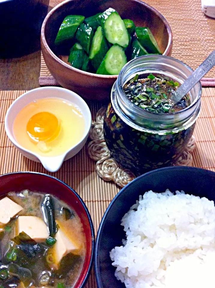 美穂さんの〜ニラ醤油でTKGな朝ご飯〜´◡`|いよこ🍻さん