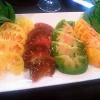 Snapdishの料理写真:heirloom tomatoes|Alissa Munさん