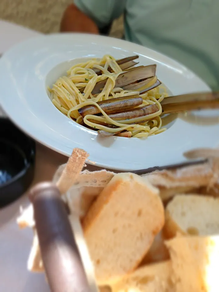 Snapdishの料理写真:Tagliolini con cannolicchi|Tomoko Pratellesi Kurodaさん