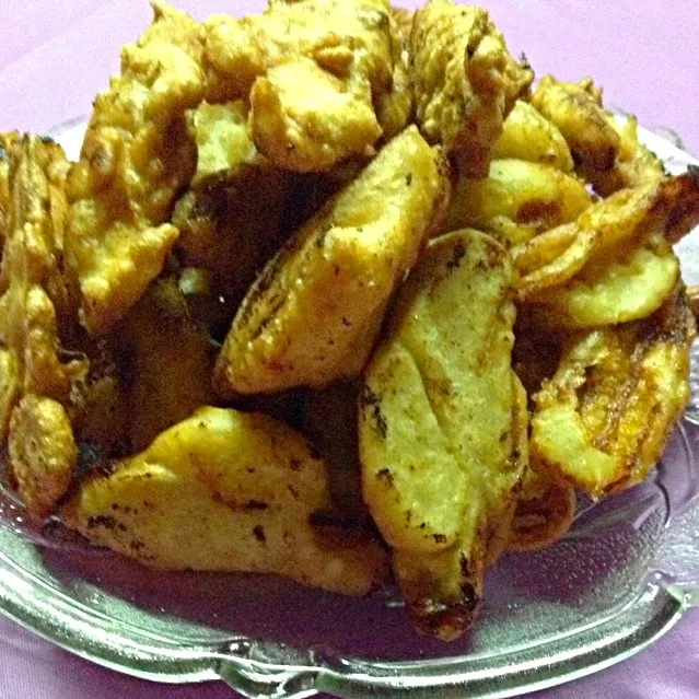 Snapdishの料理写真:Home made Pisang Goreng|angela angieさん