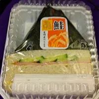 Snapdishの料理写真:関西➡バンコクタイ航空 機内食①|Rie☆さん