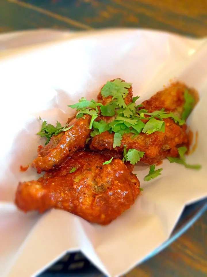 Monkey Wings - Hot wing coated with spicy sauce|didi kullawadeeさん