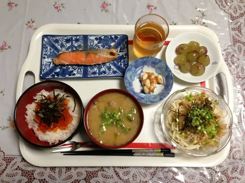 Snapdishの料理写真:鮭・いくら丼|Nanamiさん