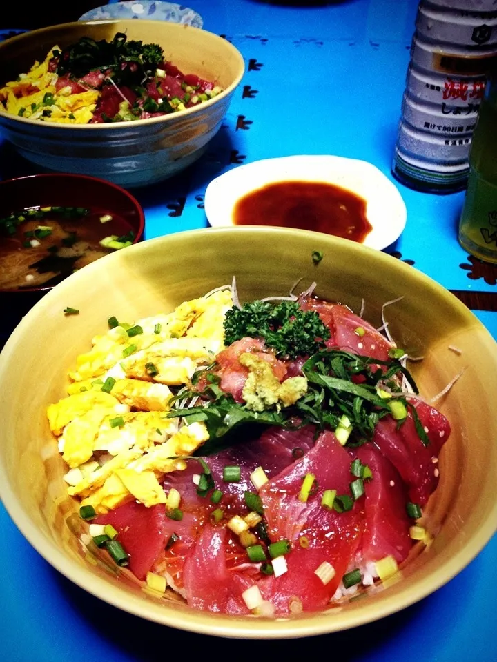 Tekka-don( fresh tuna rice bowl)|judith sawahataさん