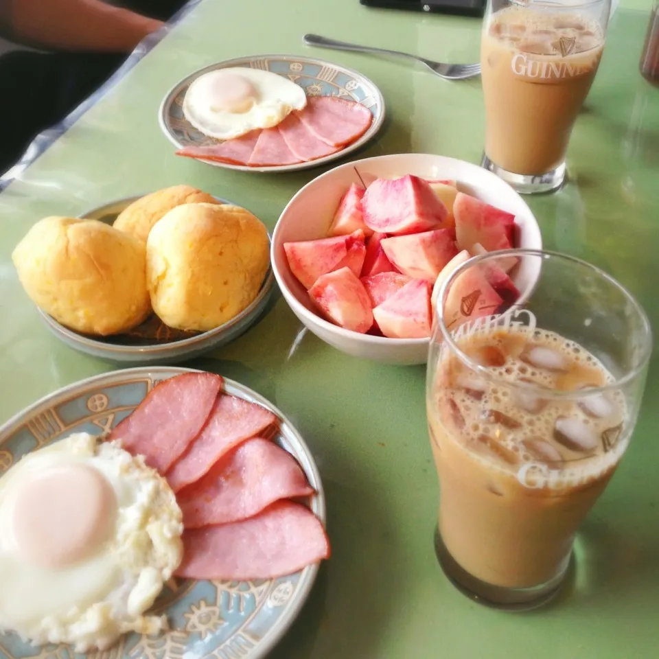 ひどい朝飯。|うさ爺さん