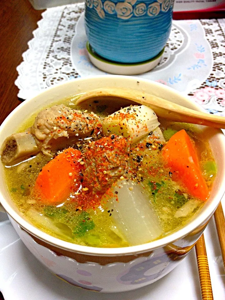 Spare rib and vegetables soup🍴|judith sawahataさん