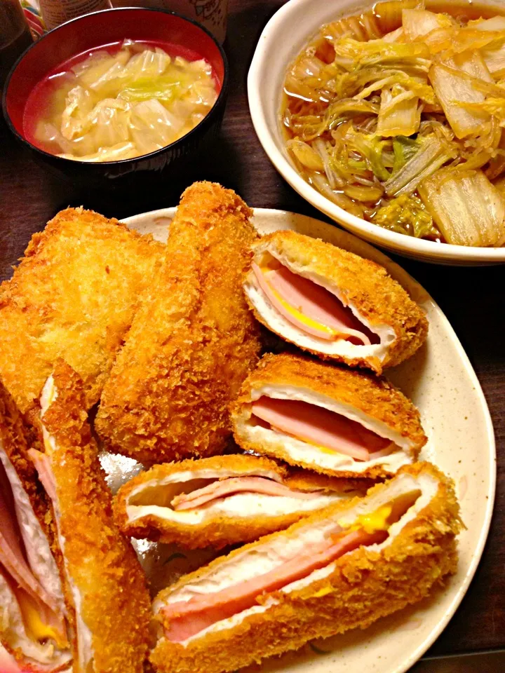 はんぺんのハムチーズフライ、白菜としらたきの煮物、キャベツと油揚げの味噌汁|IGGYさん