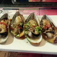 Snapdishの料理写真:sweet and spicy baked mussels|alisonさん