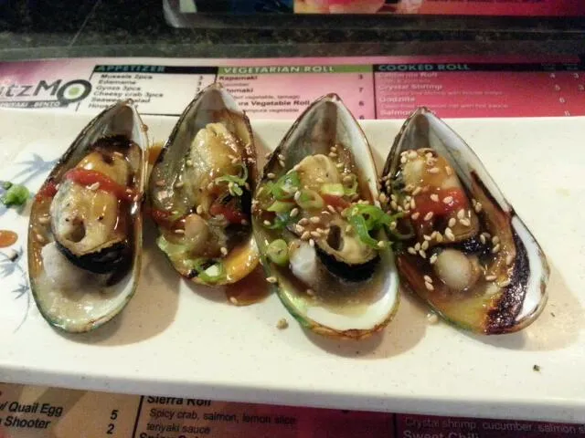 Snapdishの料理写真:sweet and spicy baked mussels|alisonさん