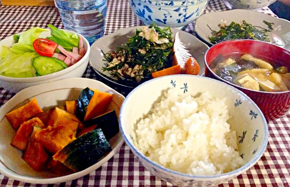 切り昆布と豚肉のごま油炒めで朝ごはん♪|ひかるんさん