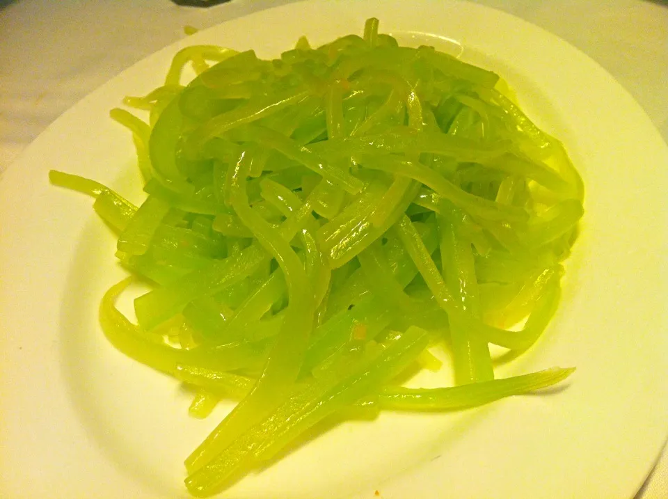 Sautéed shredded lettuce roots|skyblueさん