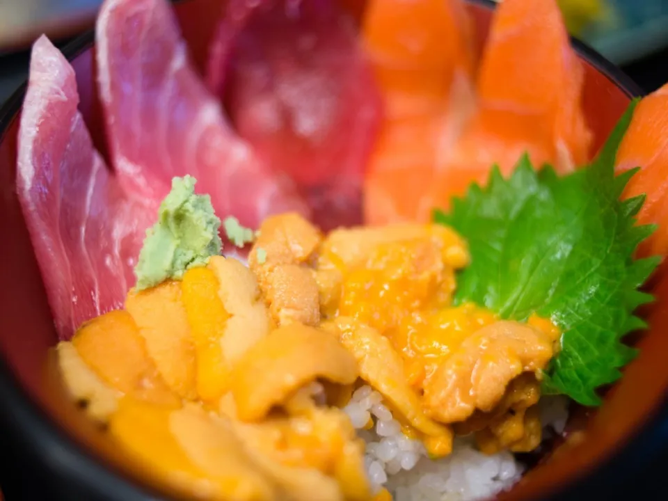 Snapdishの料理写真:Different kind of Chirashi bowl|Jen B.さん