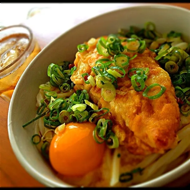 冷やしとろ玉うどんヾ(o´▽`)ﾉﾞでっかい鶏天のっけて〜|ゆめさん