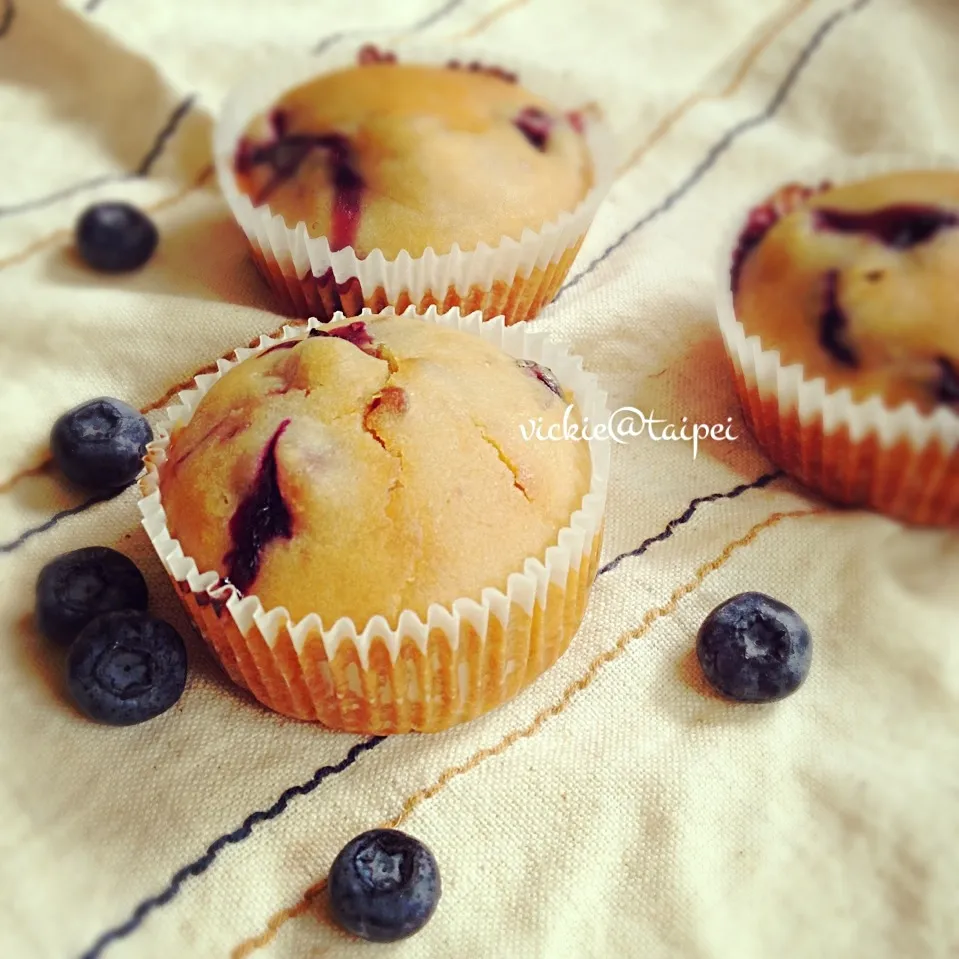 Snapdishの料理写真:Blueberries muffins|Vickieさん