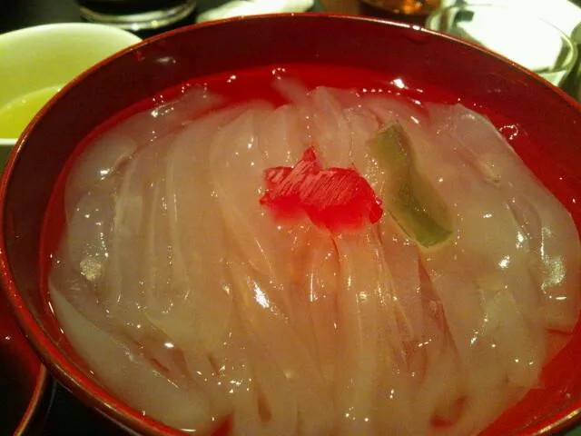 Kuzukiri, a noodle type jelly desert@ Toraya Karyo|Miki Sakaiさん