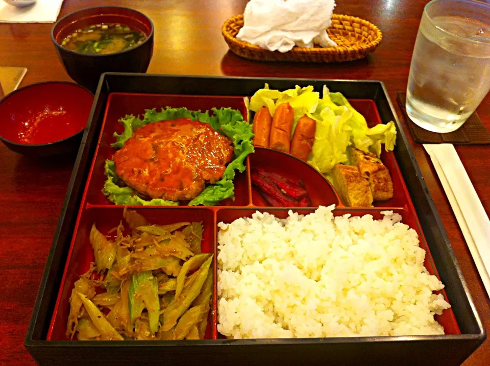 Bento pork burker|Thammaporn Paemさん